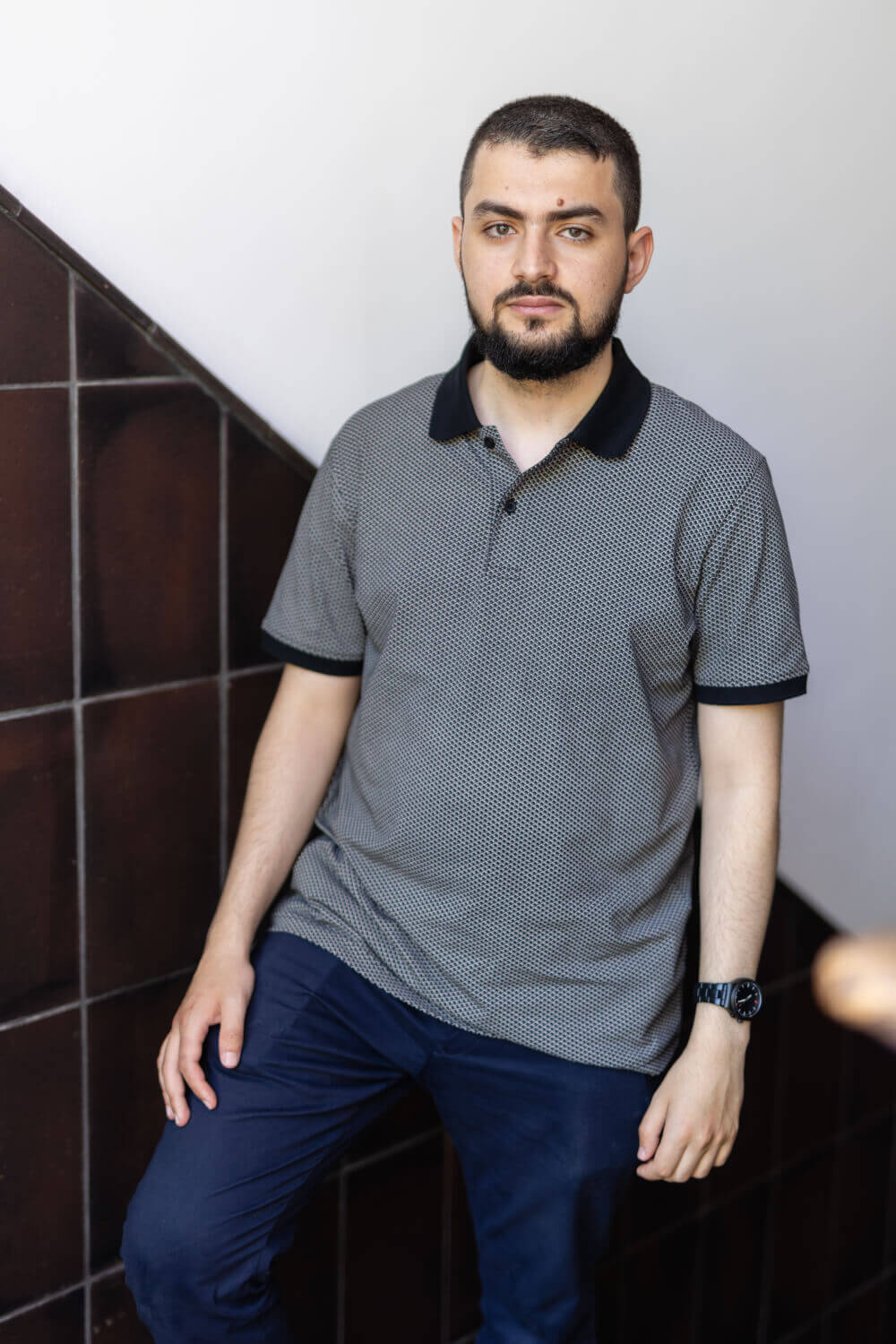 Porträt Adam Kahf, Werkstudent bei lossen ingenieure in Berlin